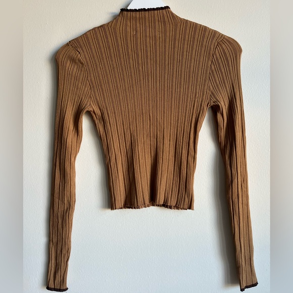 Forever 21 Ribbed Long Sleeve Top - Picture 3 of 9